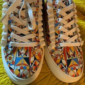 Sneakers